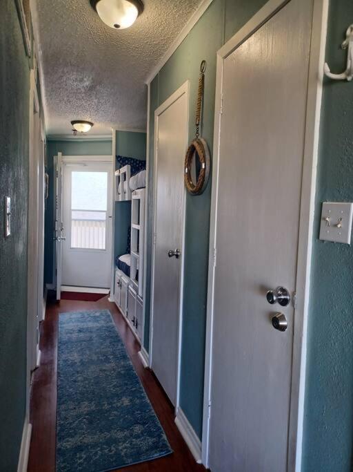 Cozy One Bedroom Apartment