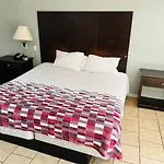 Safari Inn Motel