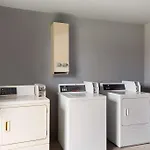 Rodeway Inn & Suites
