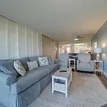 On The Beach Beachfront Condo Direct View & Access To Beach Heated Pool Island House Condominiums Unit 113