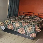 Gulfway Motel By Oyo Near Airport I 37