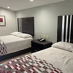 Safari Inn
