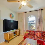 9 Mi To Dtwn Spacious Retreat In Corpus Christi!