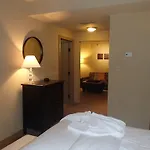 V Boutique Hotel