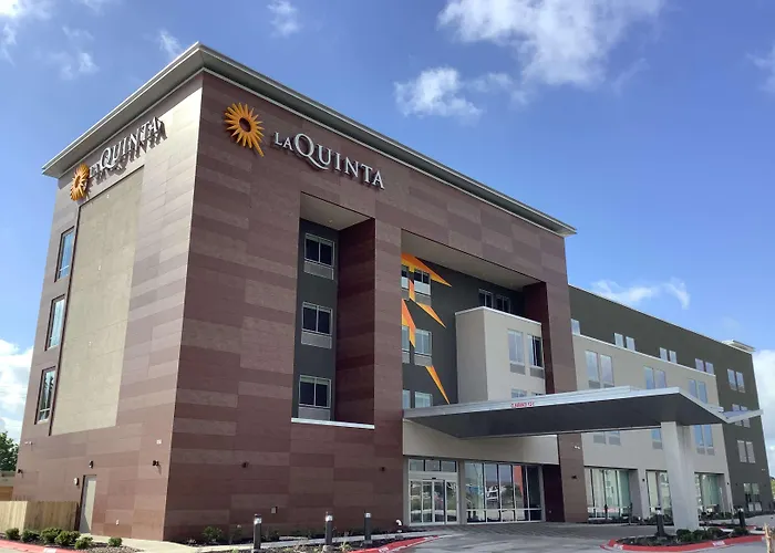 La Quinta Inn & Suites By Wyndham Corpus Christi Southeast