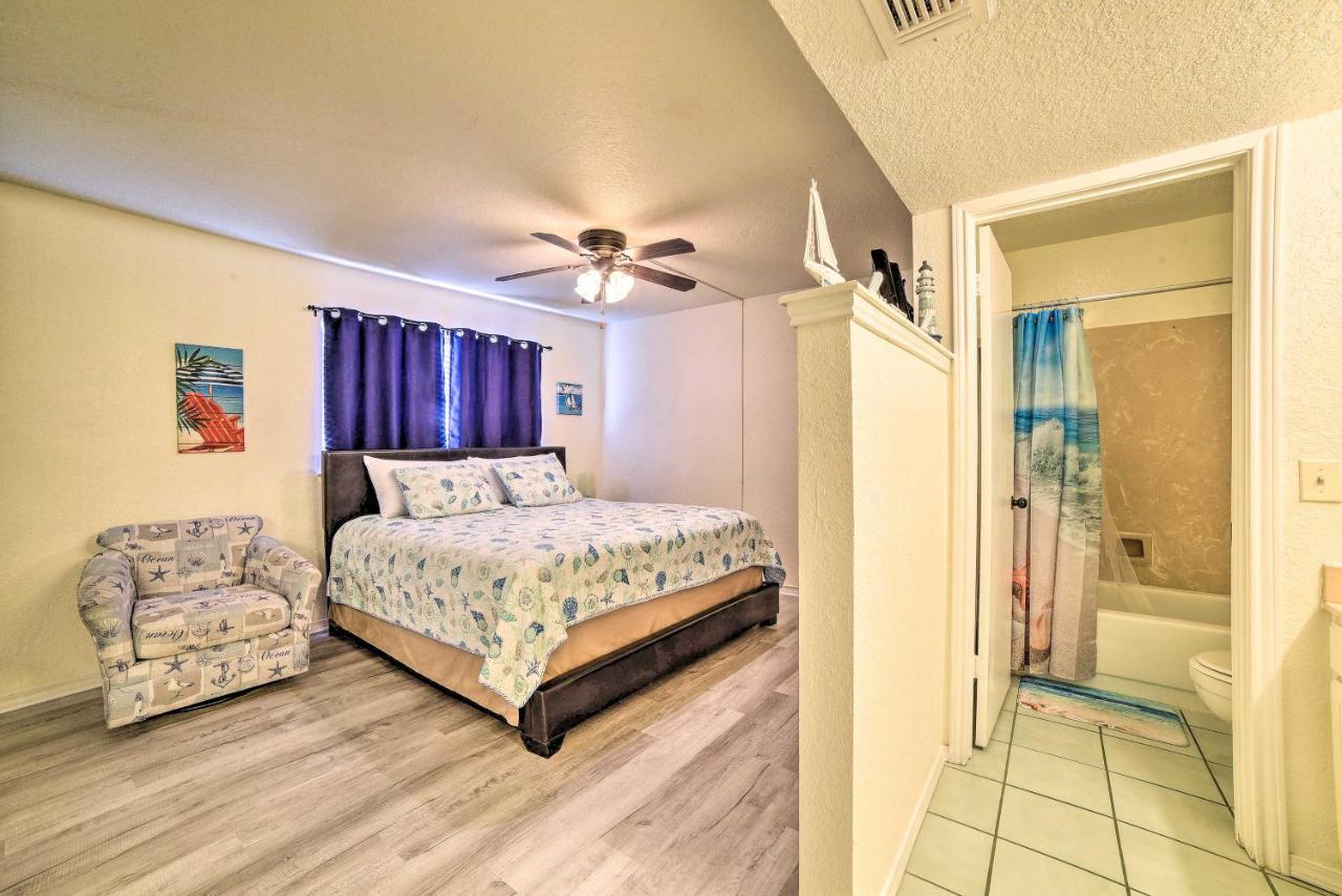 Apartment Coastal With Dock Access, 2 Miles To Beach!