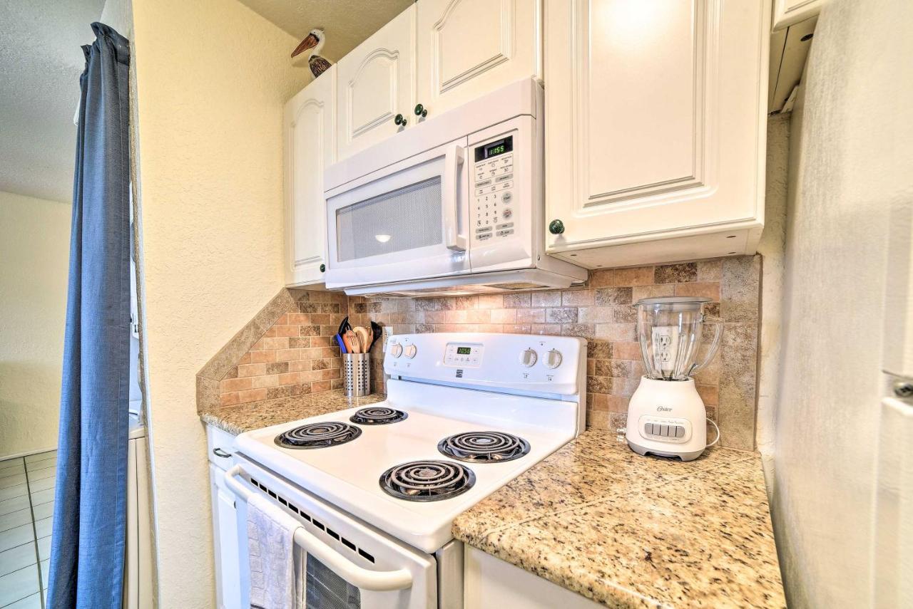 Coastal With Dock Access, 2 Miles To Beach! Corpus Christi