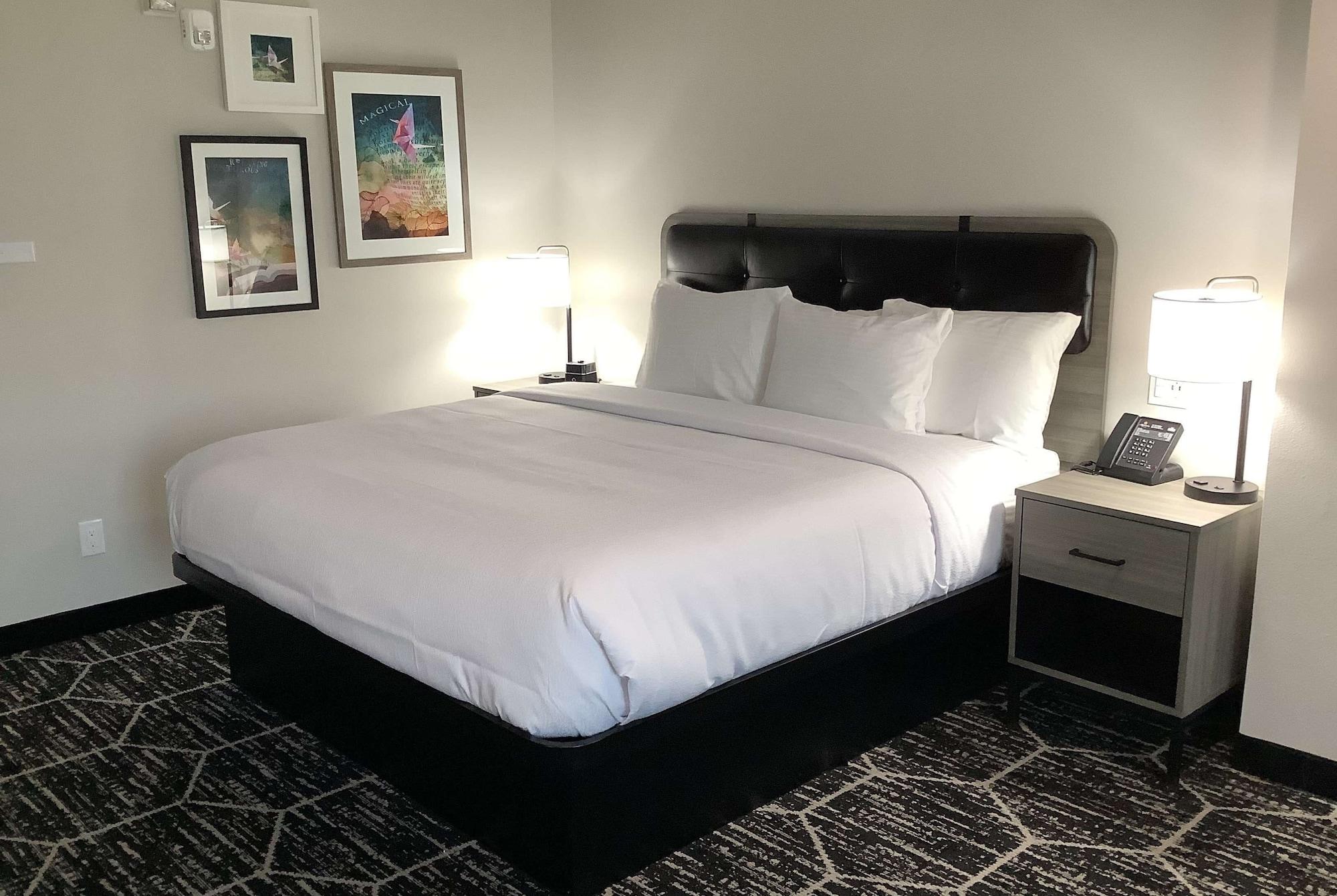 Hotel La Quinta & By Wyndham Southeast 2*