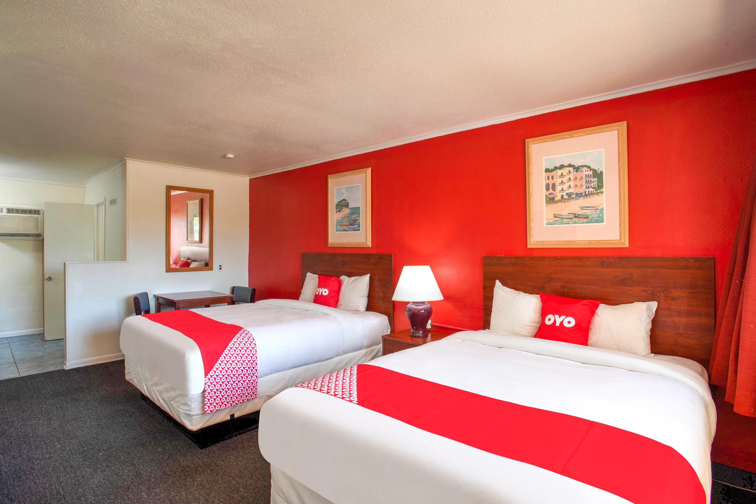 Capital O Padre Island 3*