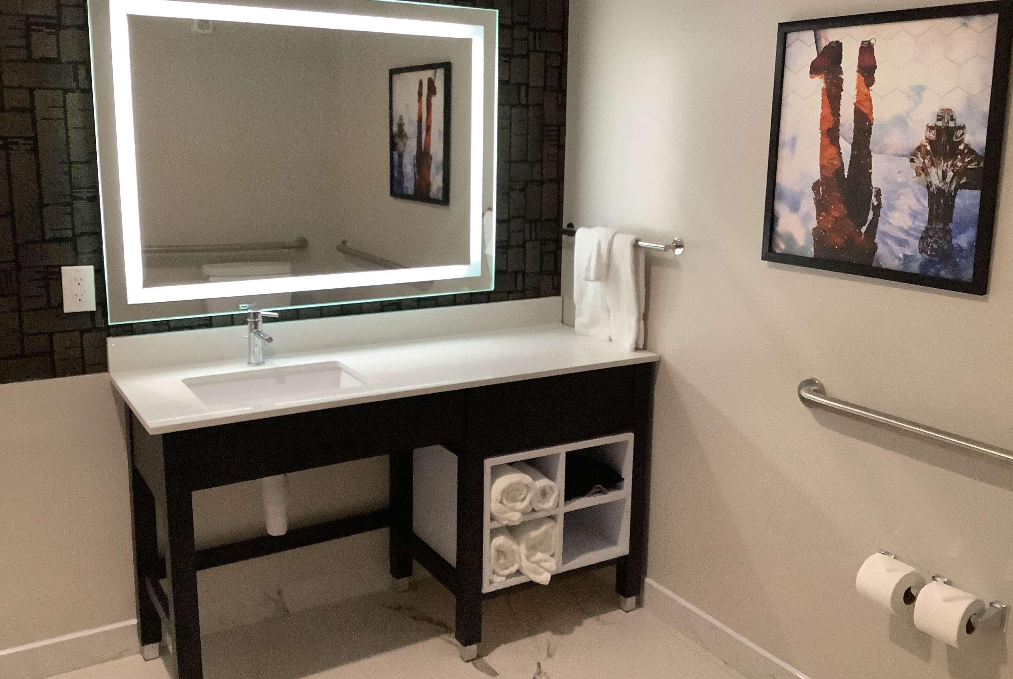 La Quinta & By Wyndham Southeast Hotel