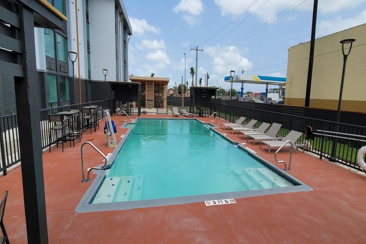 Western Airport Hotel 3*