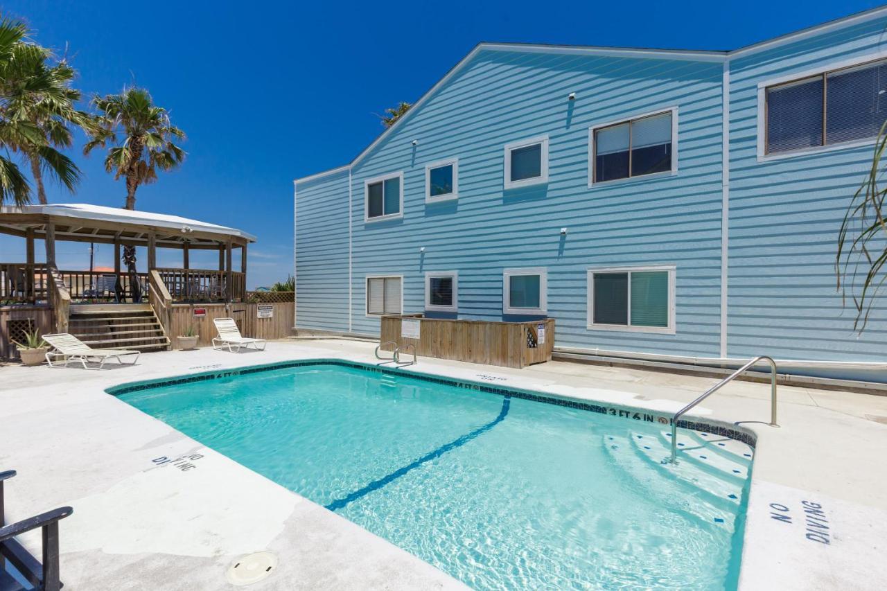 Beachside Condo: Padre Island Retreat * Corpus Christi