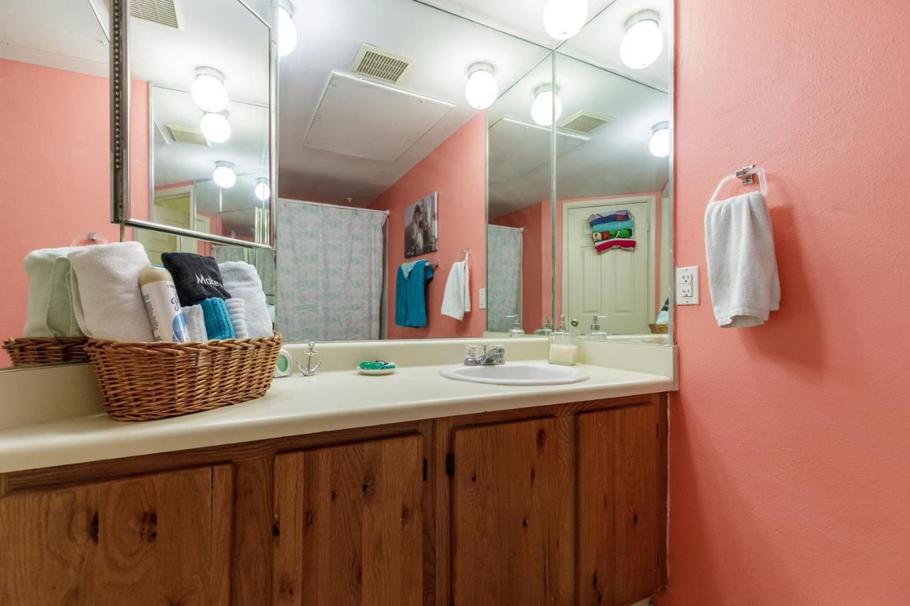 Aparthotel Beachside Condo: Padre Island Retreat Corpus Christi