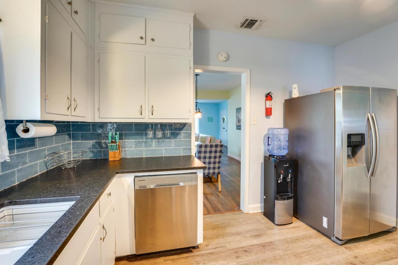 Vintage - 2 Blocks From Beach! Holiday home *