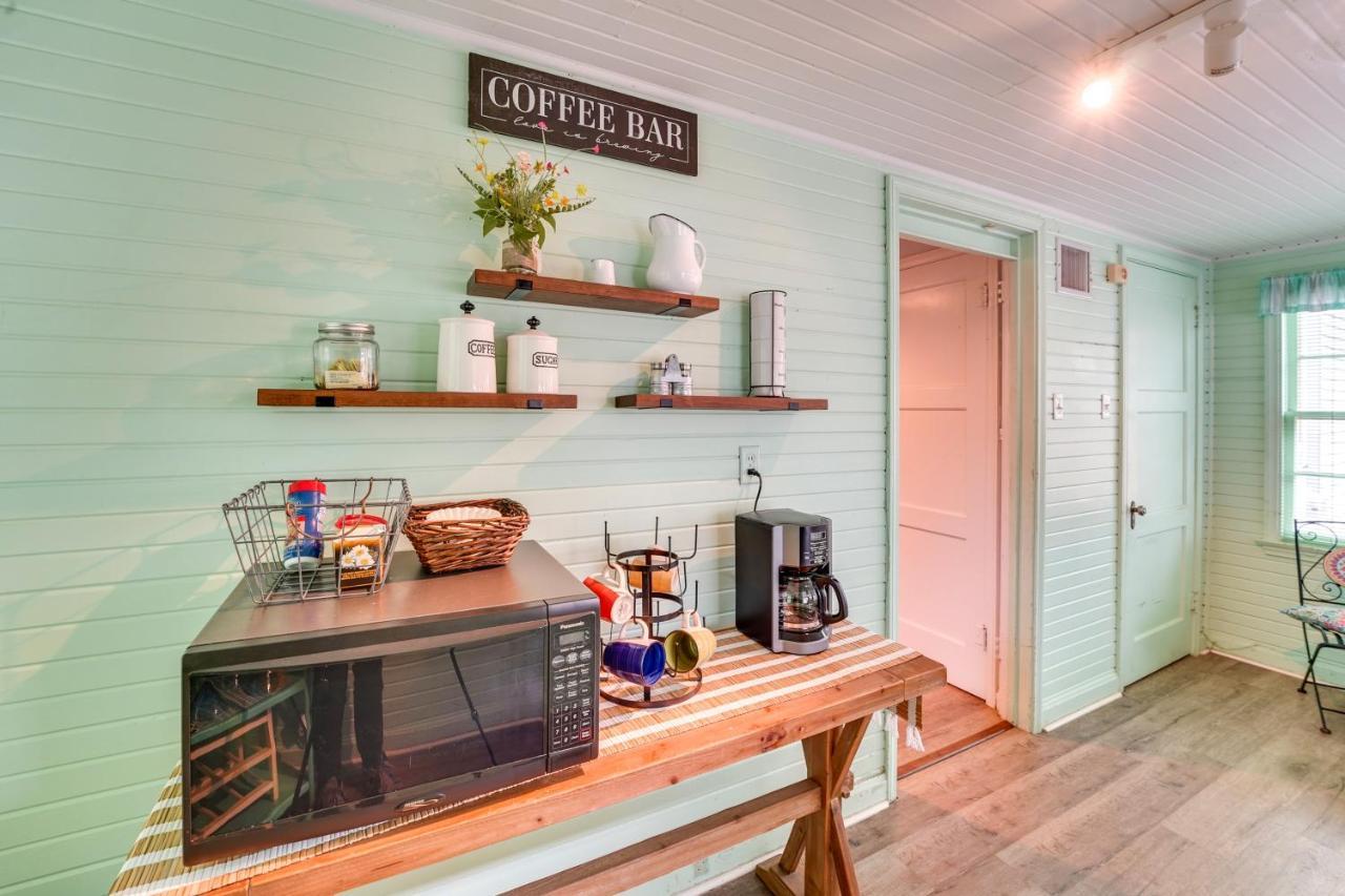 Holiday home Vintage - 2 Blocks From Beach! *