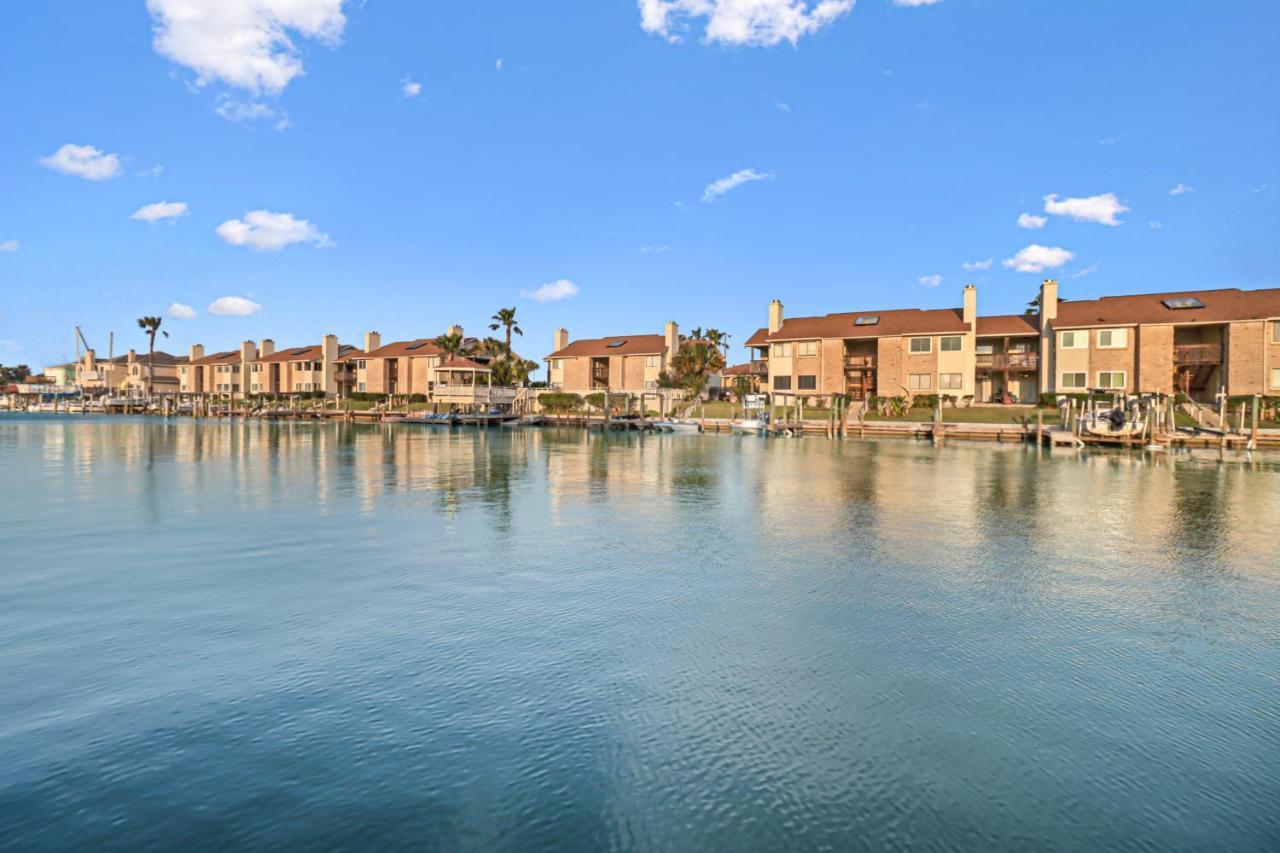 Water View Wonder