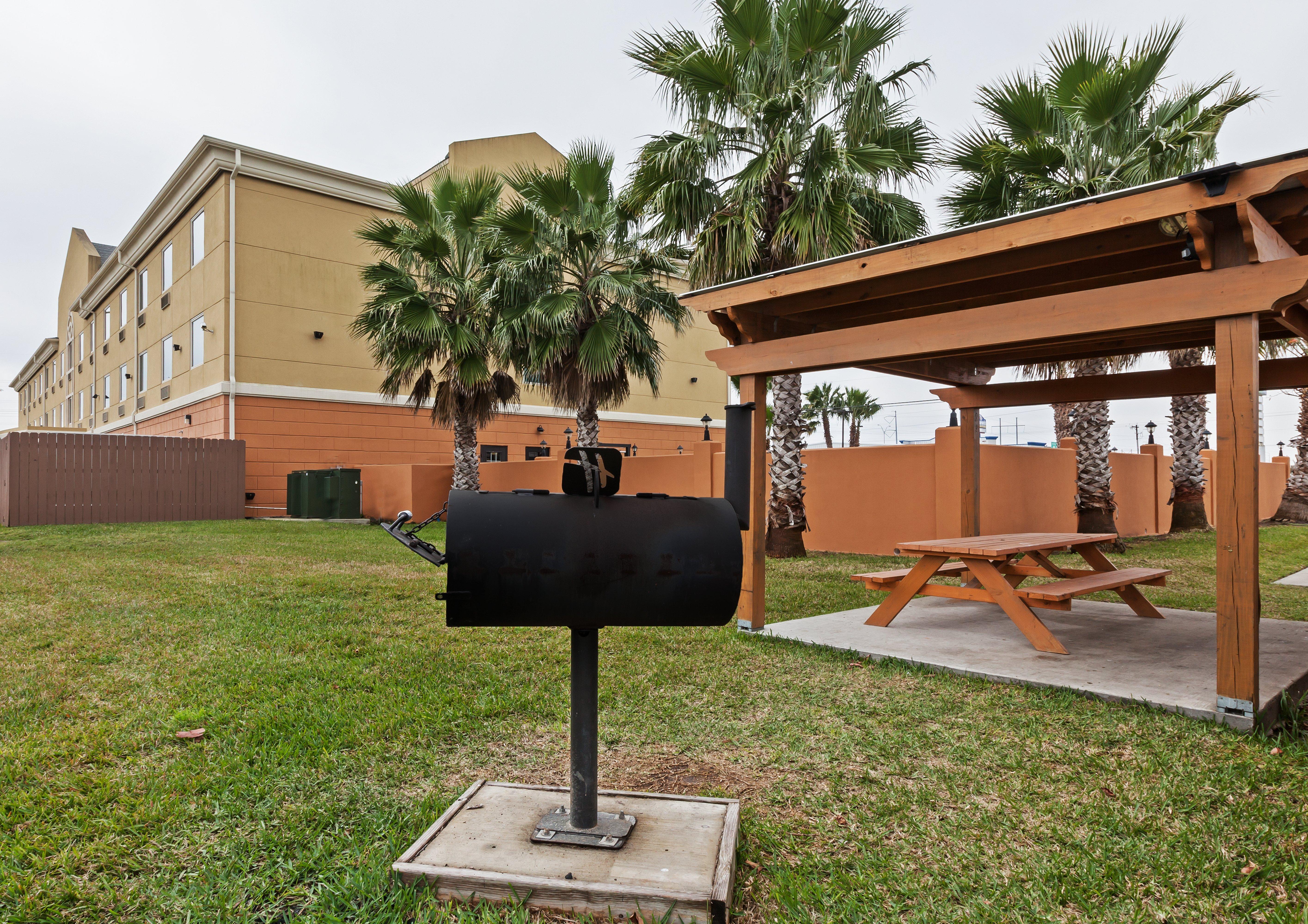 Express & Suites, Nw, Calallen By Ihg Corpus Christi