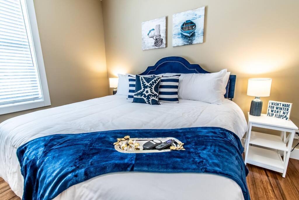 North Padre Island * 3br/3bath*5 Mins To Beach* *
