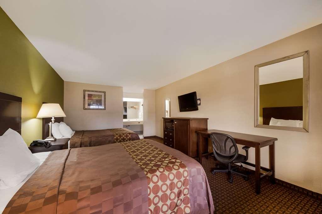 Rodeway & Hotel