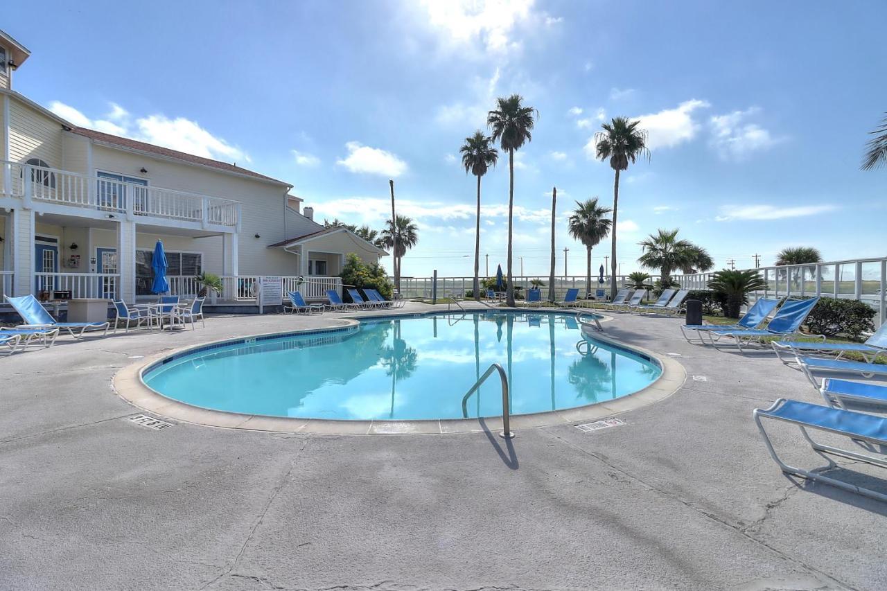 Club 352 Corpus Christi