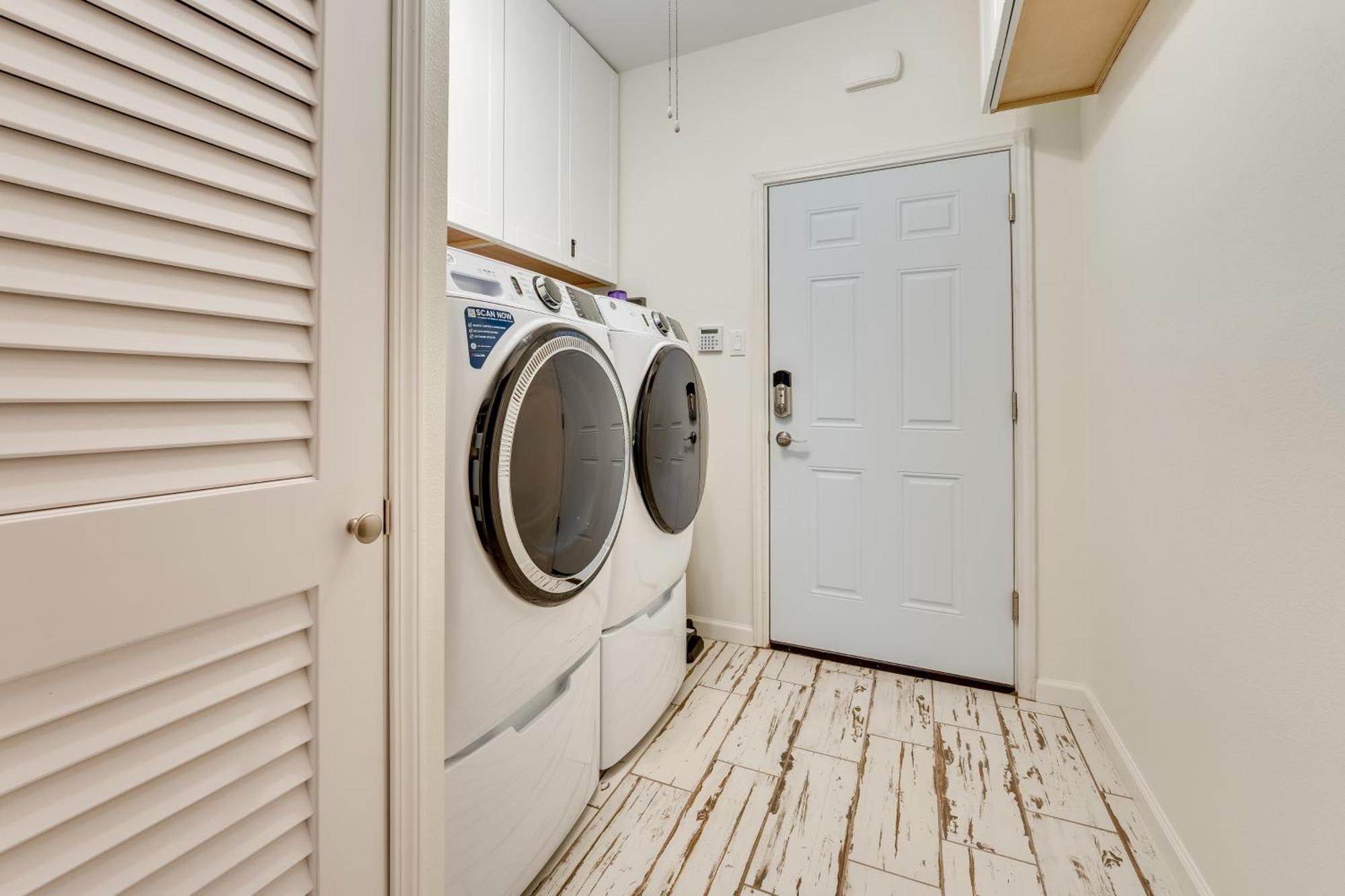 Holiday home Waterfront Haven Padre Island With Swim Spa!