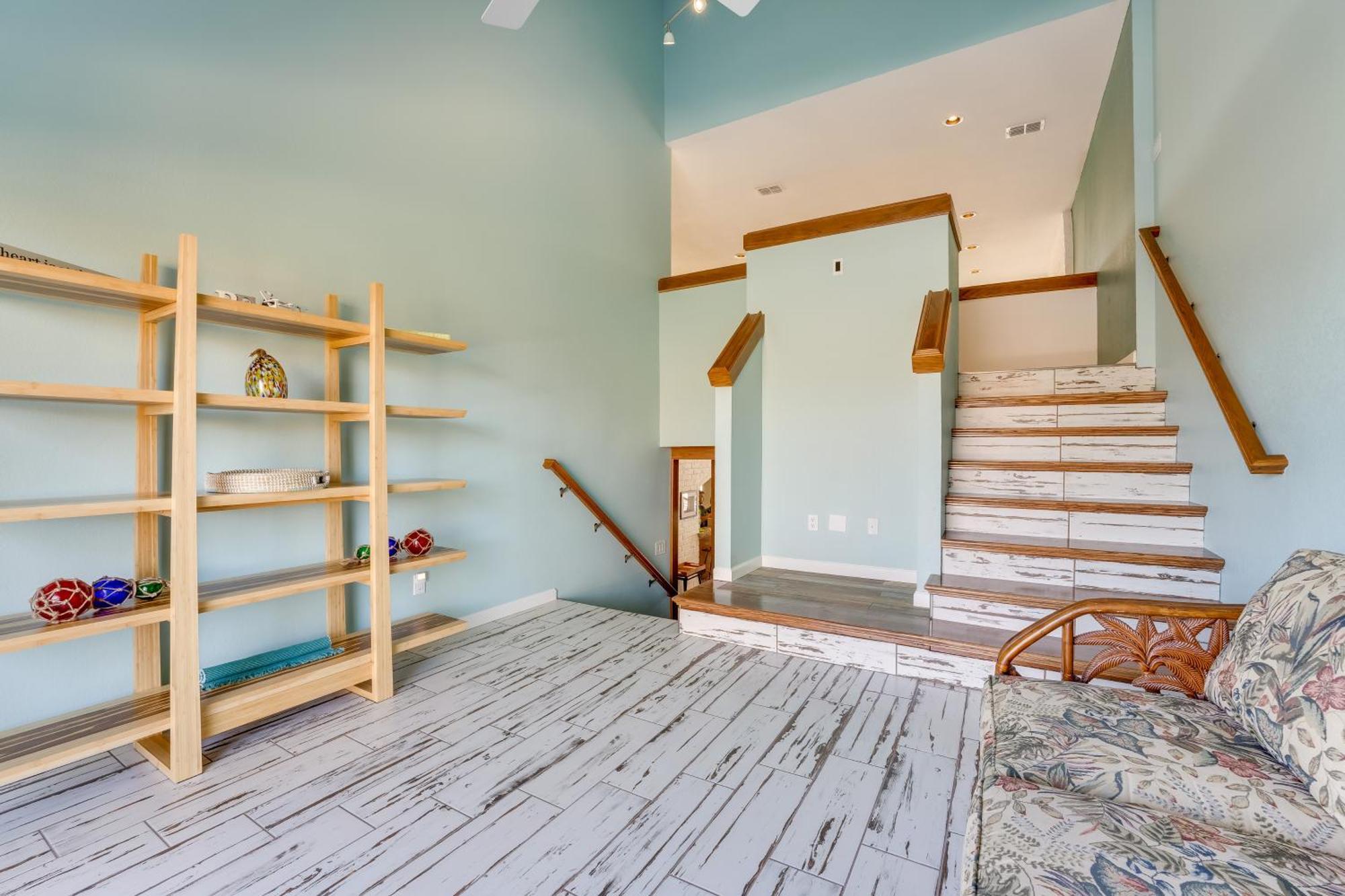 Waterfront Haven Padre Island With Swim Spa! Holiday home