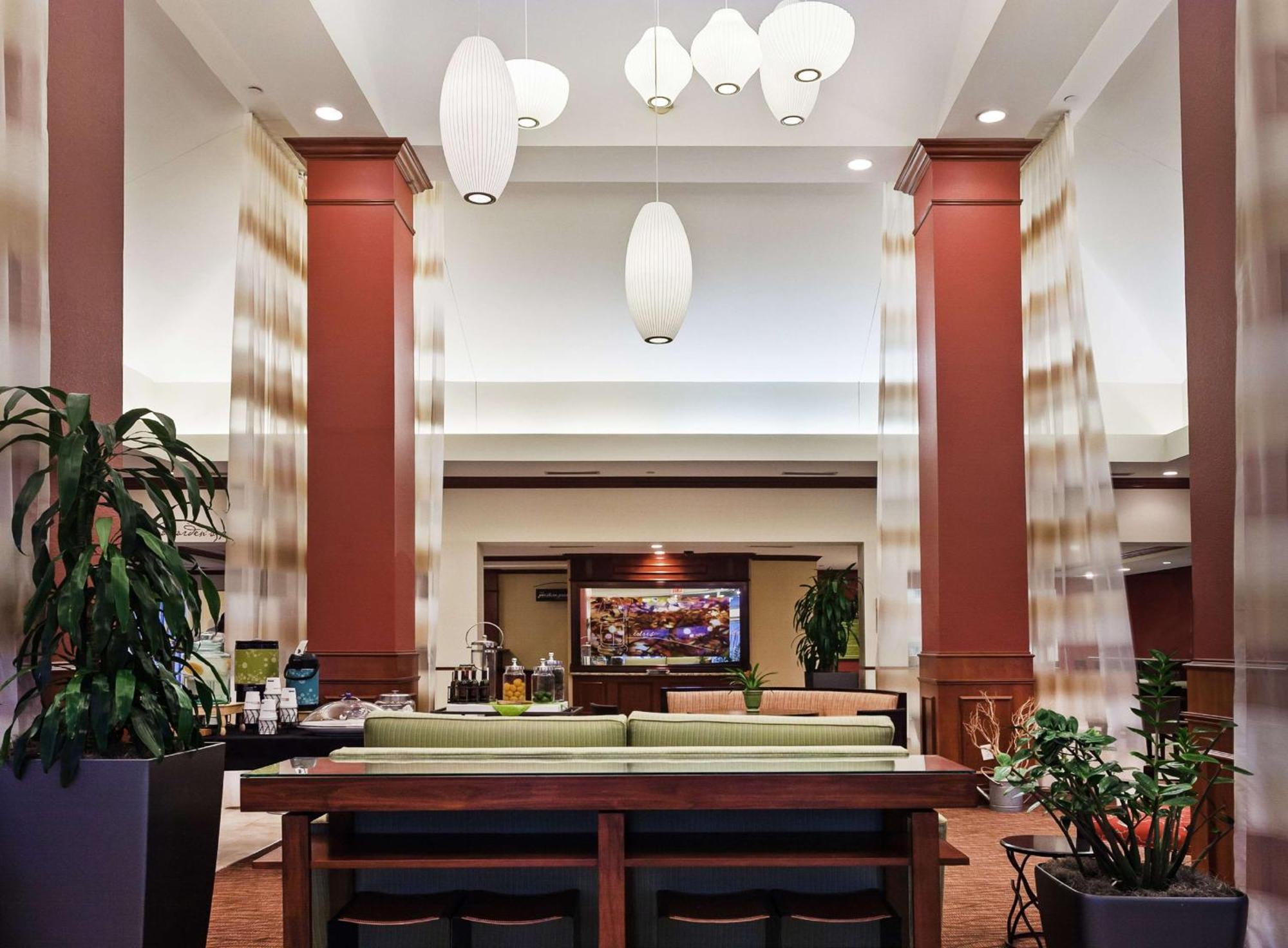 Hilton Garden 3*