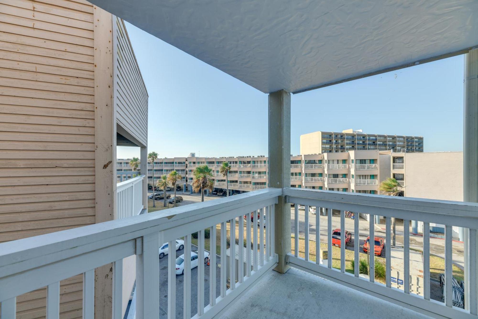 Surfside With Access! Corpus Christi