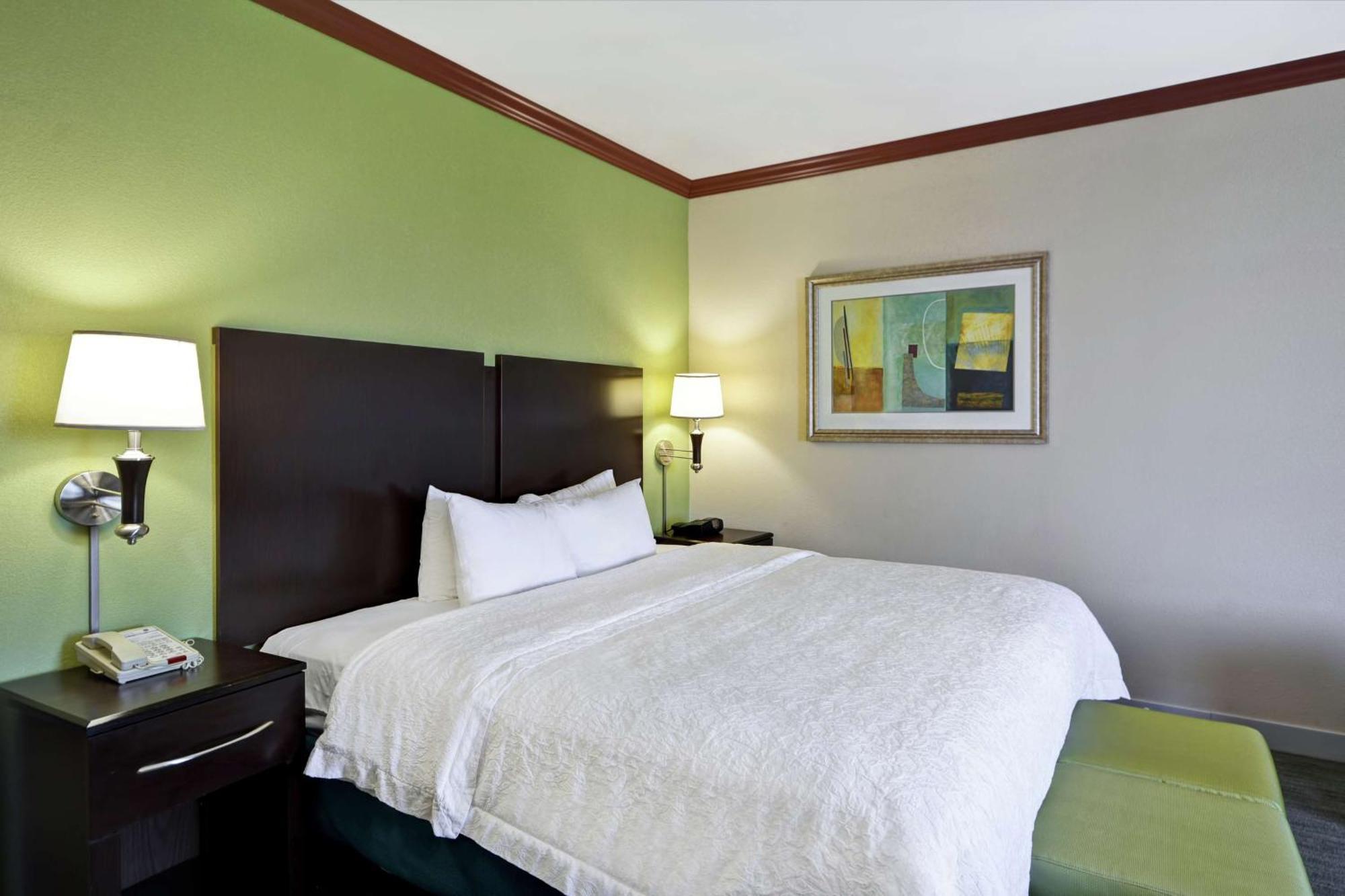 Hotel Hampton & I-37 - Navigation Boulevard 3*