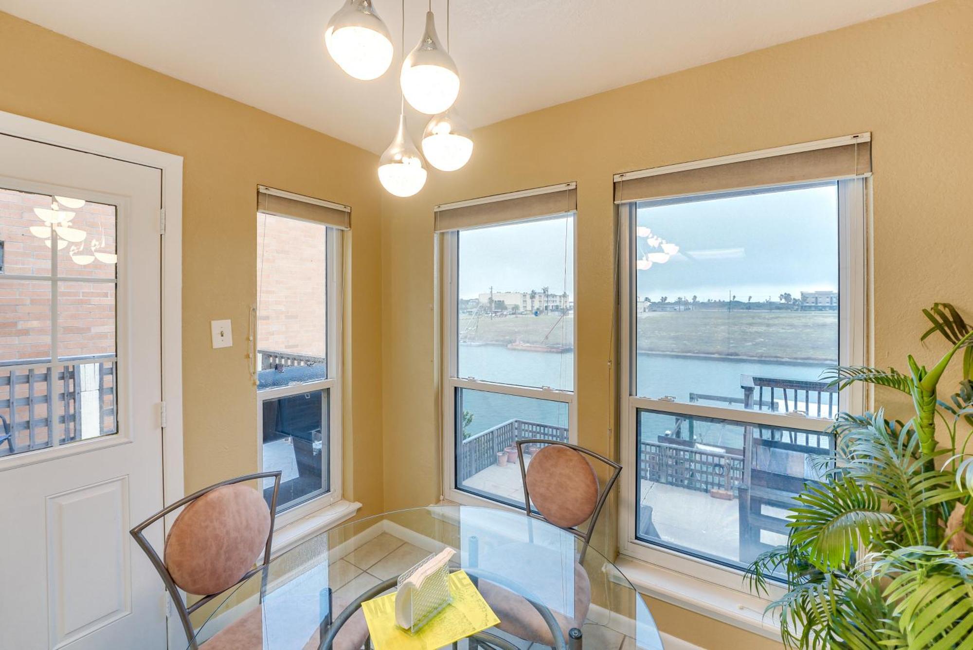 North Padre Island - Close To Beaches! Apartment Corpus Christi