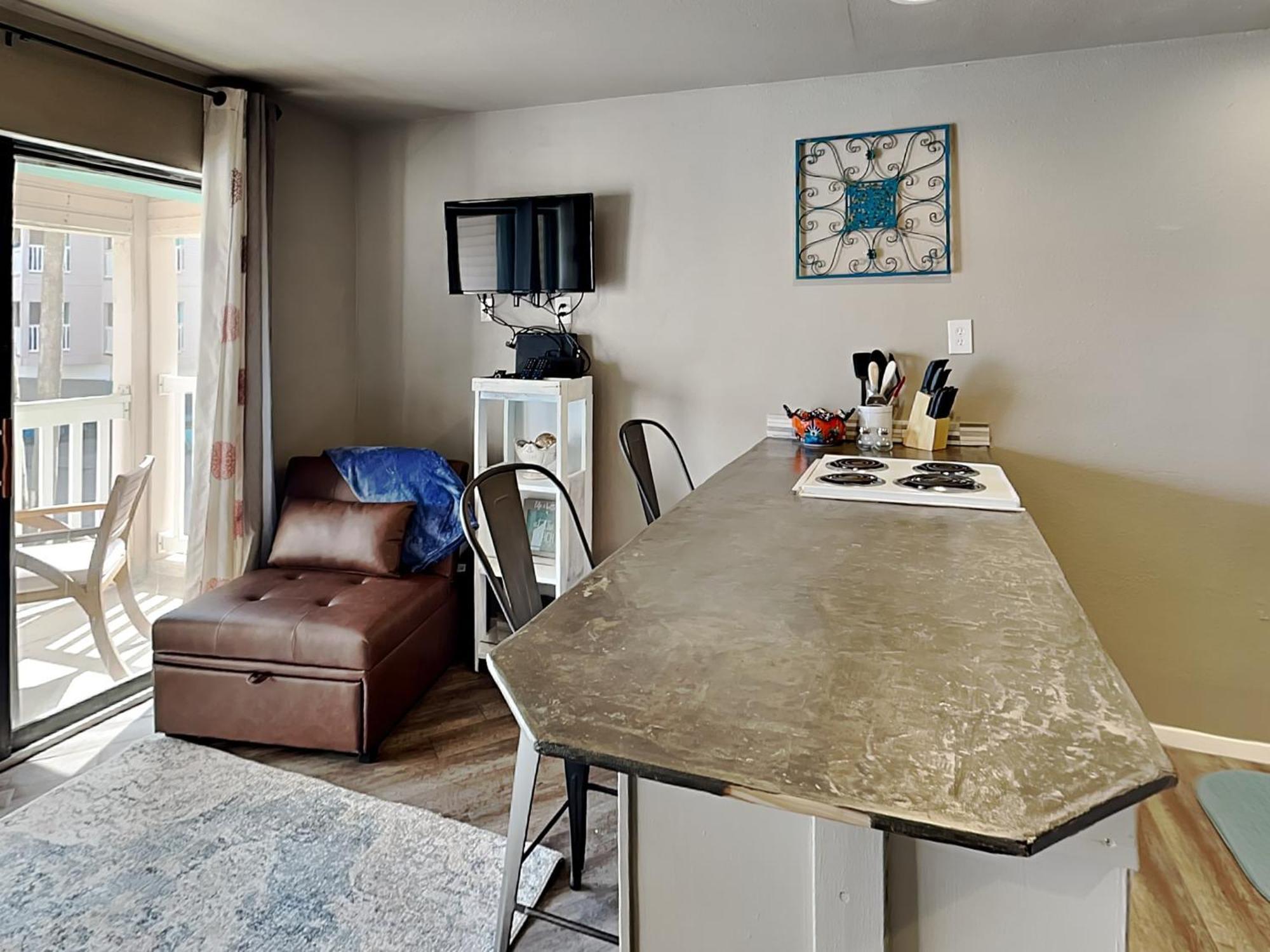 Del Sol #2138 Apartment