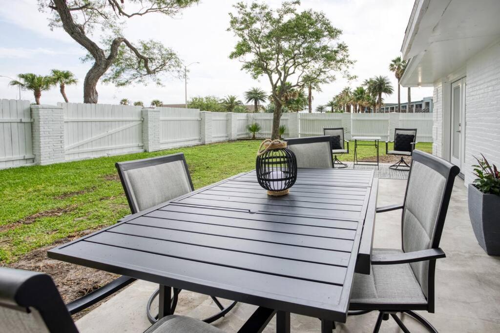 Holiday home Your Seaside Sanctuary On Ocean Drive Awaits