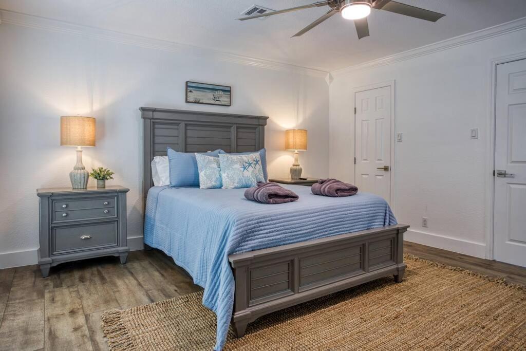 Your Seaside Sanctuary On Ocean Drive Awaits * Corpus Christi