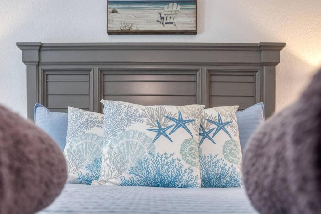 Your Seaside Sanctuary On Ocean Drive Awaits Holiday home
