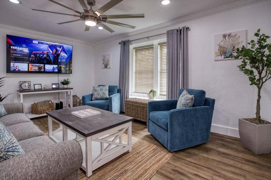 Your Seaside Sanctuary On Ocean Drive Awaits Holiday home