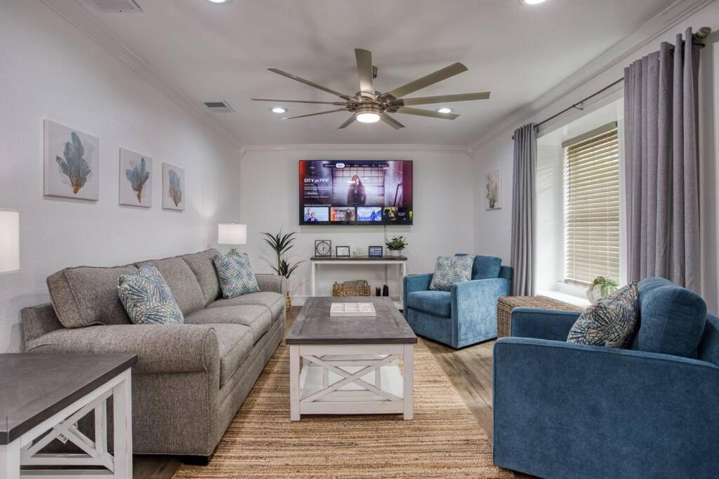 Your Seaside Sanctuary On Ocean Drive Awaits Holiday home