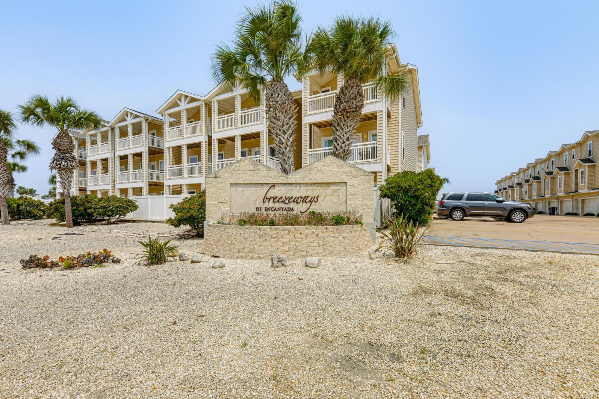With Community Pool, Near Corpus Christi