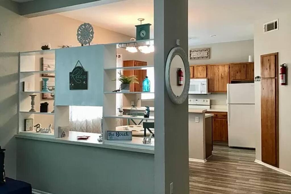 Cozy Beachside With Pool View * Corpus Christi