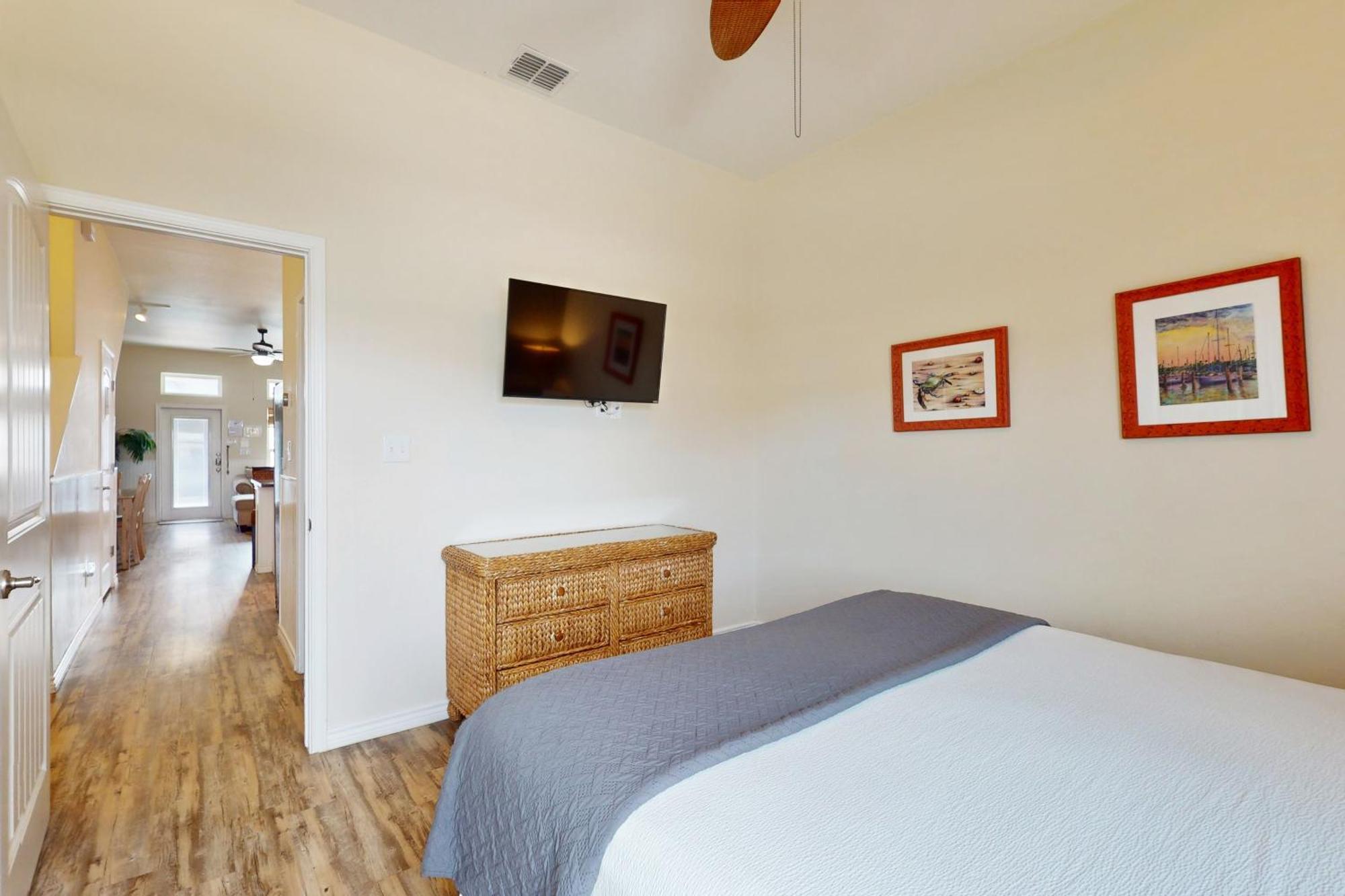 Holiday home Leeward Manor