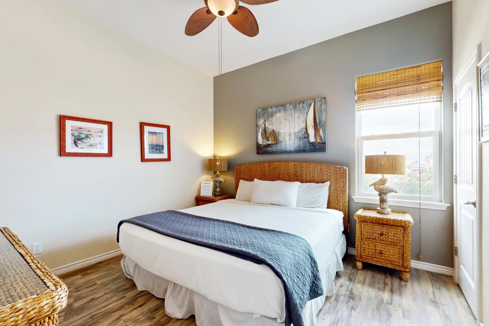 Holiday home Leeward Manor