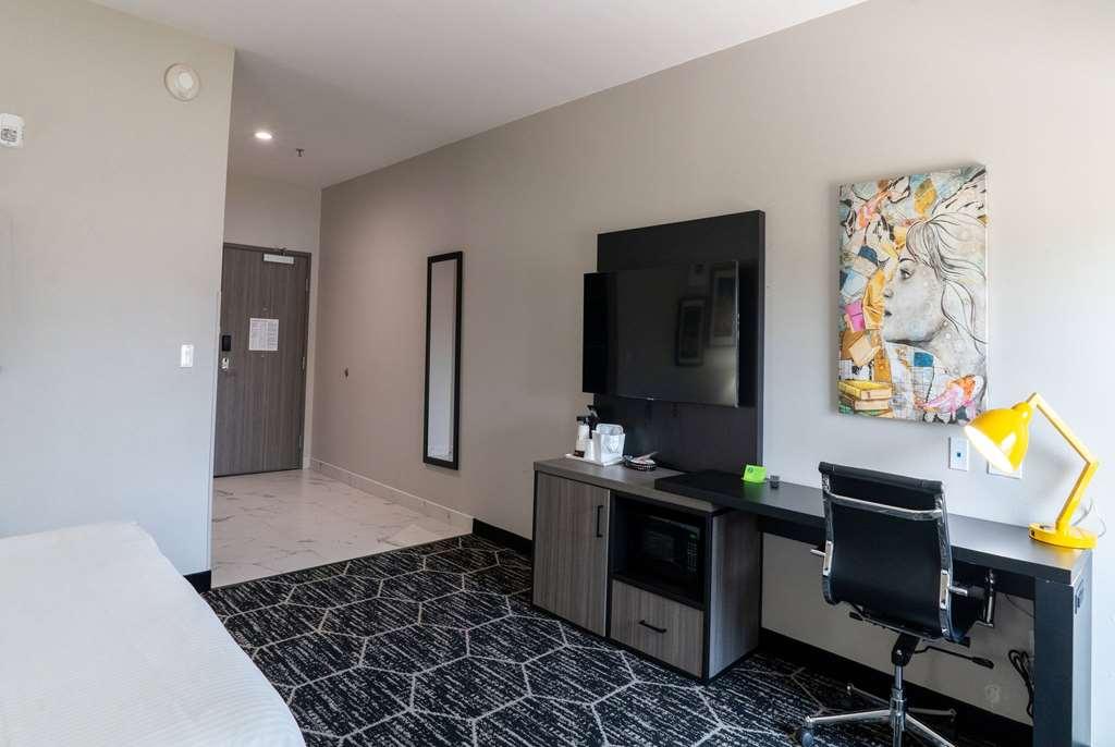Hotel La Quinta & By Wyndham Southeast Corpus Christi