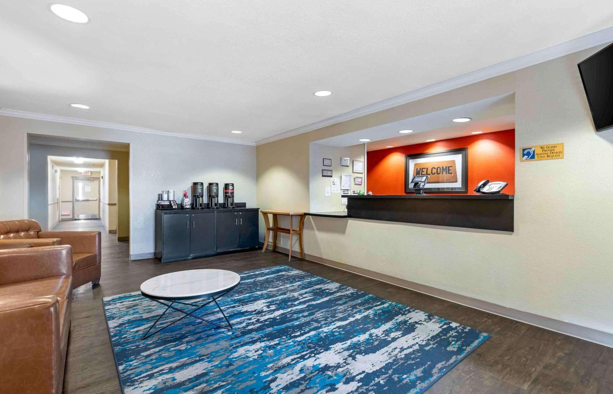 Extended America - - Staples Hotel 2*