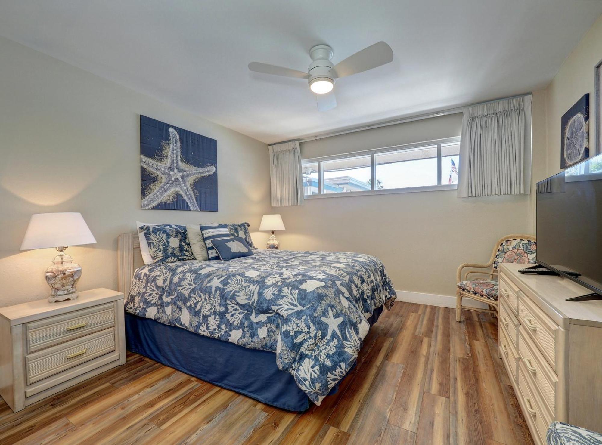 On The Beachfront Direct View & Access To Heated Pool Island House Unit 113 Corpus Christi