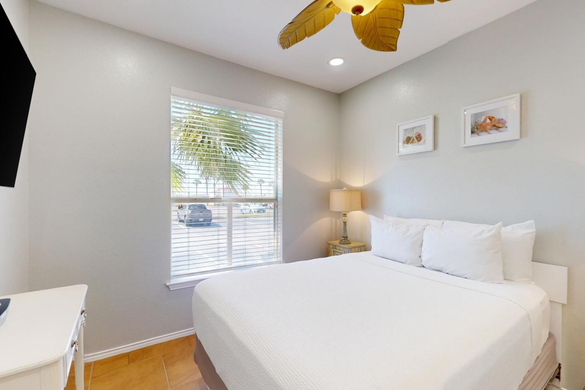 Club 172 Apartment