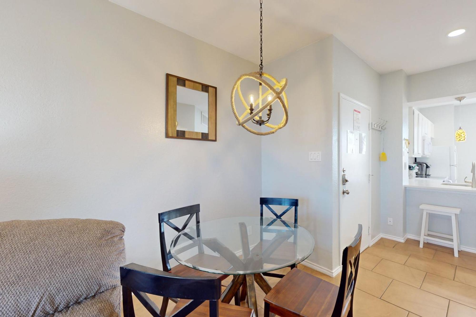 Apartment Club 172 *