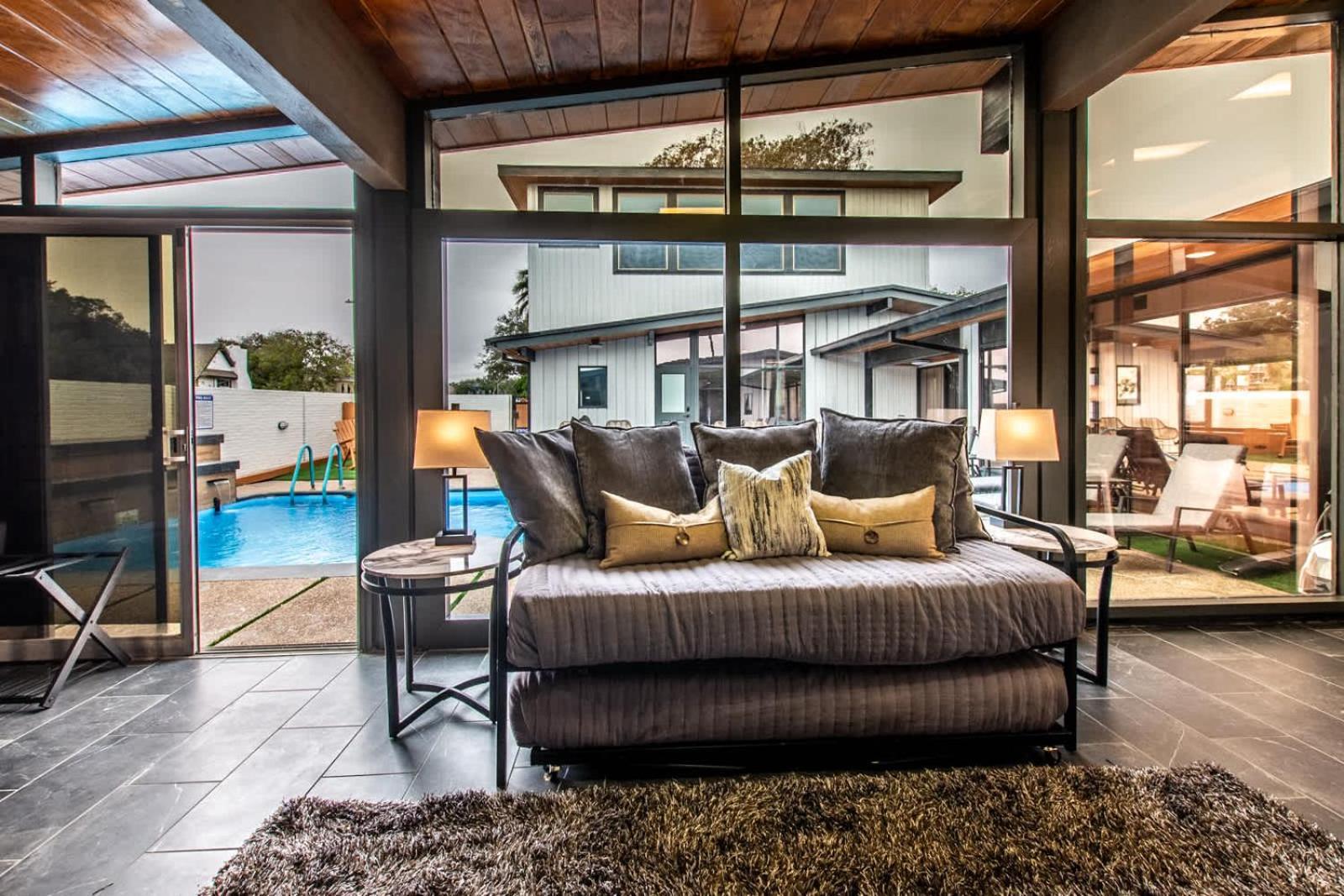 Holiday home Luxury On Ocean Drive - Sleeps 28
