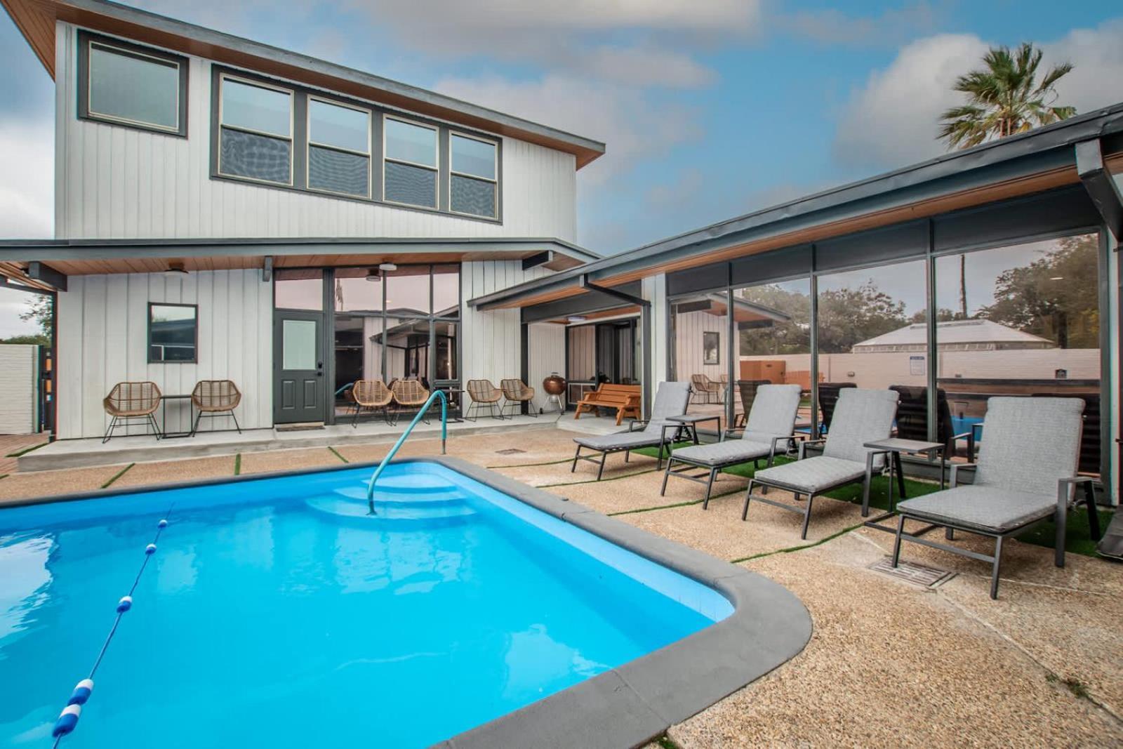 Holiday home Luxury On Ocean Drive - Sleeps 28