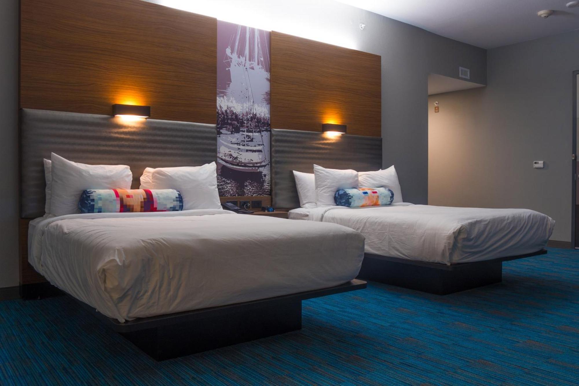 Hotel Aloft 4*