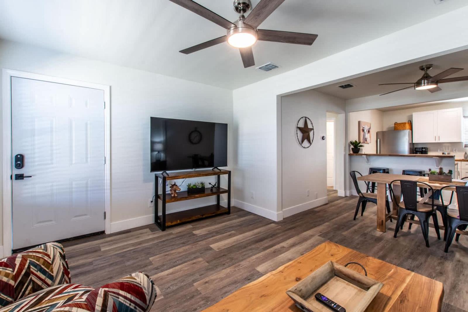 Seaside Escape Two Fully Remodeled Homes For Your Group