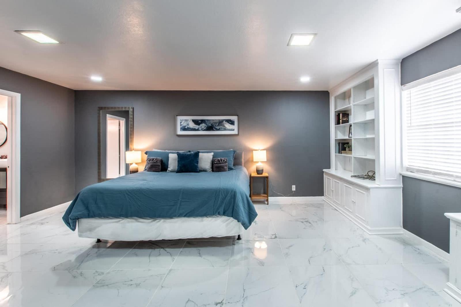 Contemporary Coastal Oasis Awaits Holiday home Corpus Christi